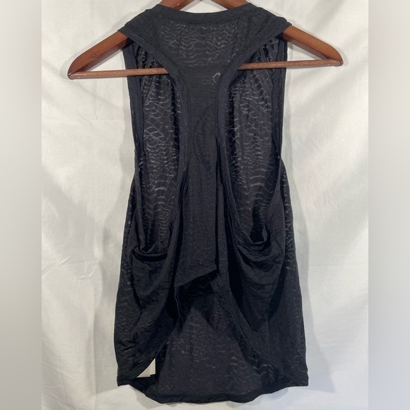 NEW 𝅺Good American Racerback Tank Top Womens Activewear Animal Print Shirt Sz S - Picture 4 of 7